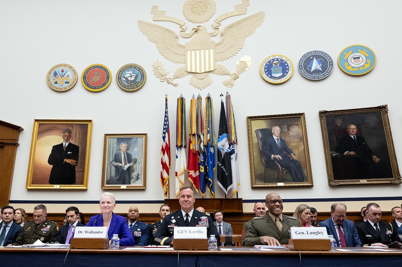 DOD Leaders Detail Conditions in Middle East, Africa to House Committee